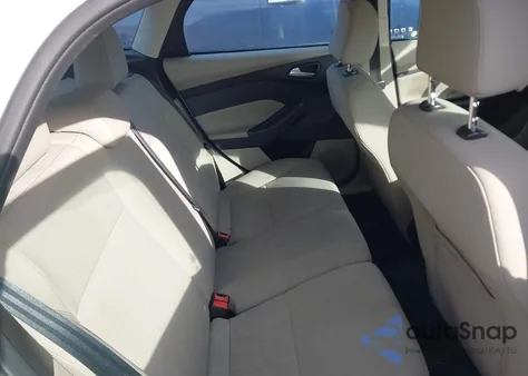 2017 Ford Focus Se from USA, damaged, VIN 1FADP3K21HL259559